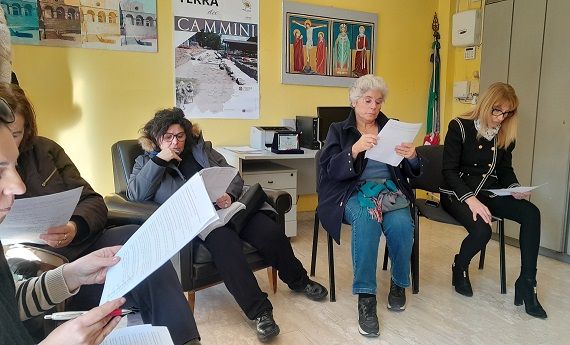 Docenti in riunione liceo Carducci